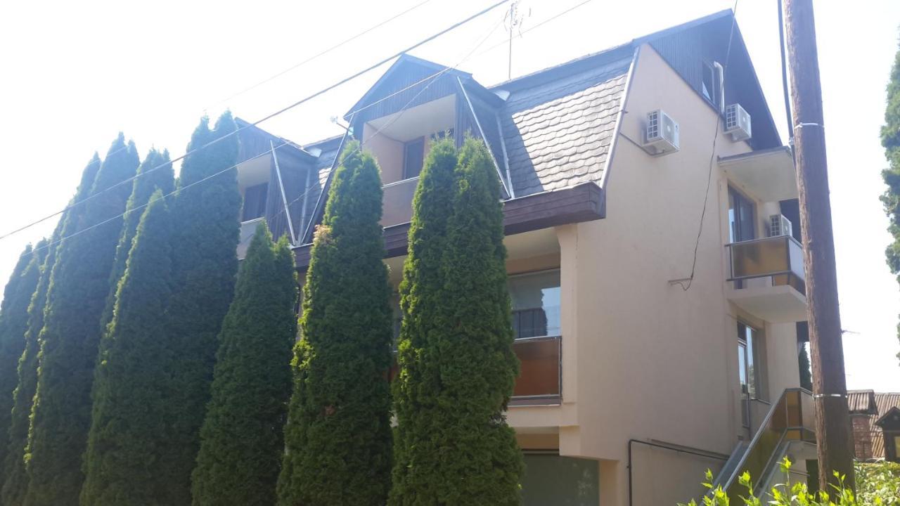 Rubin Apartman Hajdúszoboszló Esterno foto