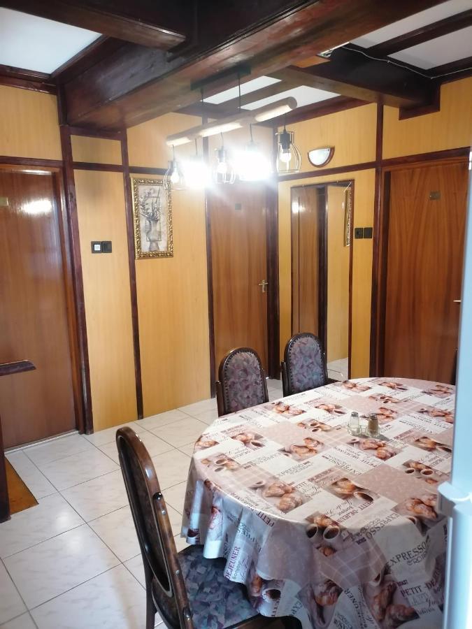 Rubin Apartman Hajdúszoboszló Esterno foto
